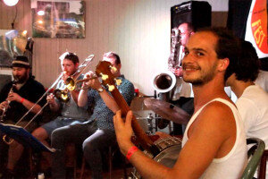 Le Bardi Manchot