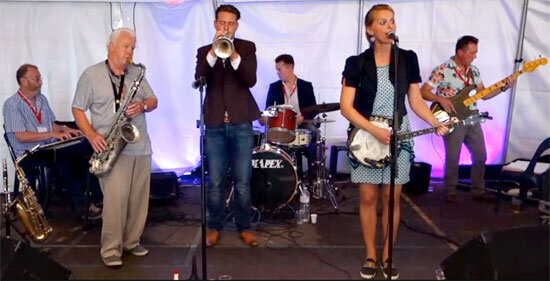 Dorine-Band