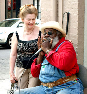 Grandpa Elliot plays a tune for Ginny (